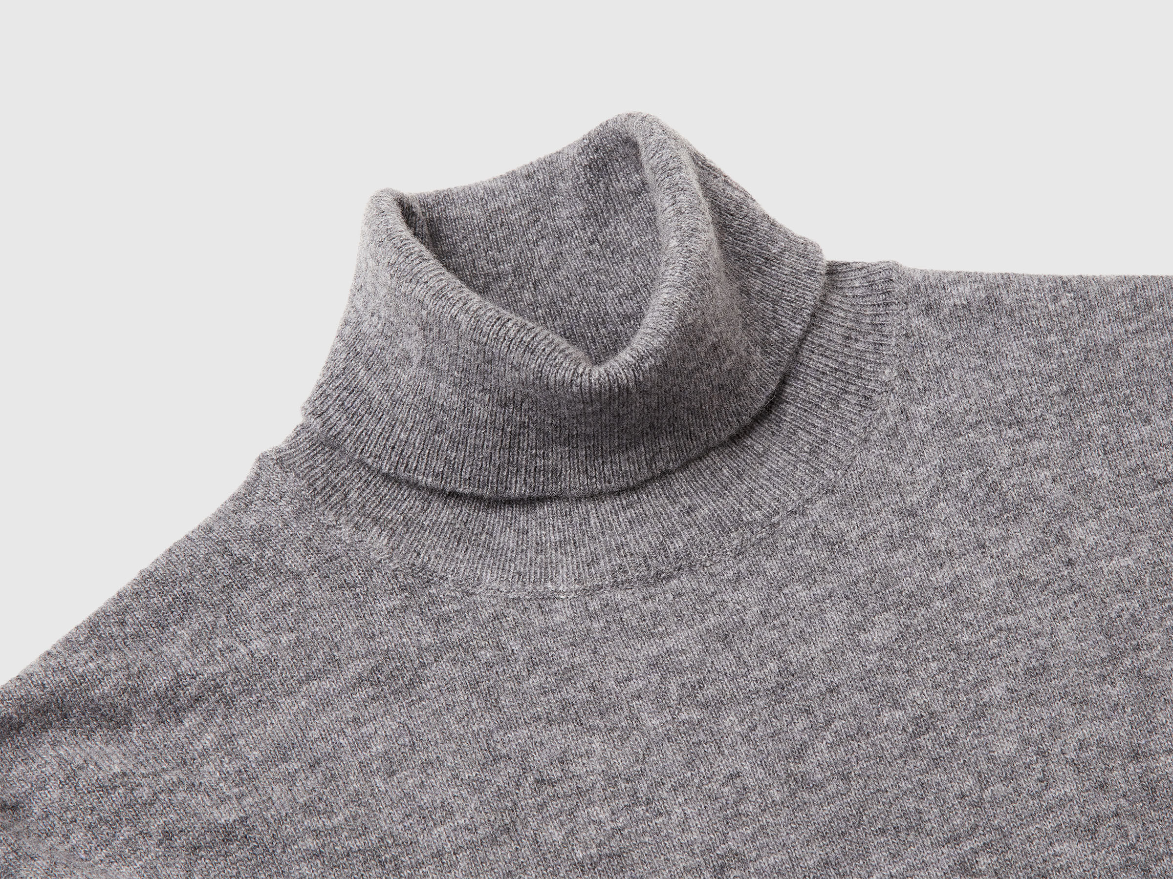 TURTLE NECK SWEATER Women image number 6